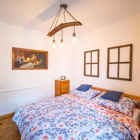 Theresienhof Bed & Breakfast Rosegg